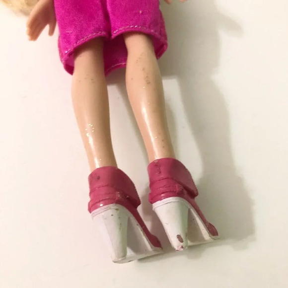 MGA  Bratz Cloe Doll Dress and Shoes TLC - Picture 14 of 16